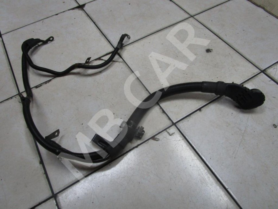 Провод плюсовой MERCEDES-BENZ S-класс W220 (1998 - 2005) фото 1 — Разборка Мерседес