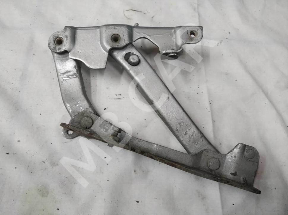 Петля капота MERCEDES-BENZ S-класс W220 (1998 - 2005) фото 1 — Разборка Мерседес