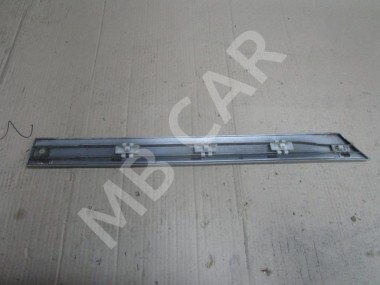 Молдинг двери MERCEDES-BENZ C-класс W203/S203/CL203 (2000 - 2004) — Разборка Мерседес
