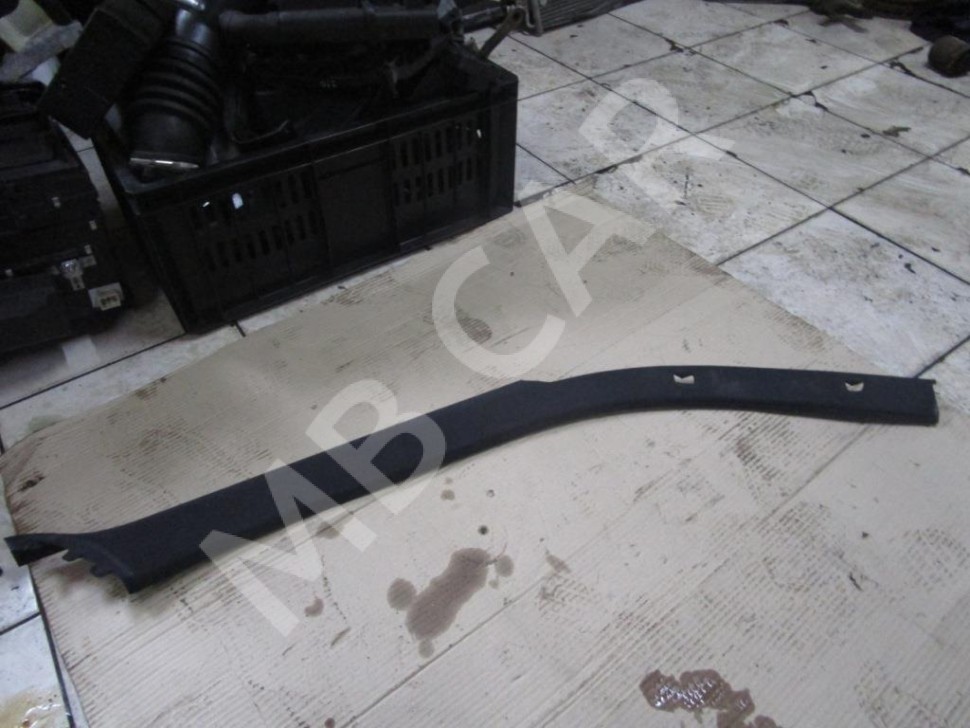 Накладка передней стойки MERCEDES-BENZ E-класс W210/S210 рестайлинг (1999 - 2003) фото 1 — Разборка Мерседес