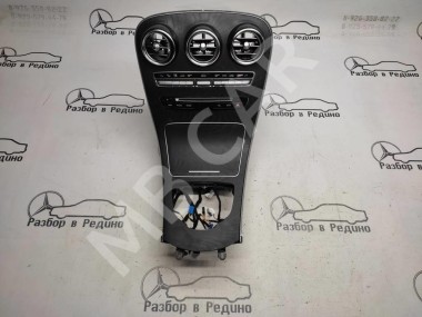 Накладка консоли (борода) MERCEDES-BENZ GLC-класс X253 (2015 - 2019) — Разборка Мерседес