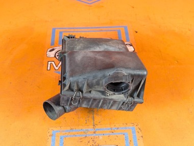 Корпус воздушного фильтра MERCEDES-BENZ V-класс W638/W639 (1996 - 2003) V 220 2.1 D AT (122 л.с.) &mdash; Разборка Мерседес