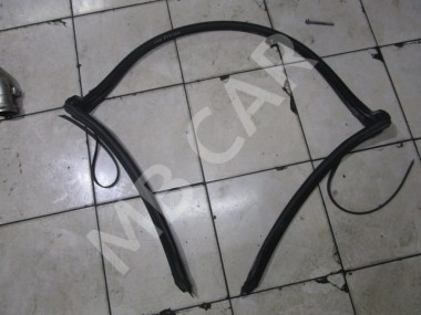 Уплотнитель крыши MERCEDES-BENZ CLK-класс C208/W208 рестайлинг (1999 - 2003) — Разборка Мерседес