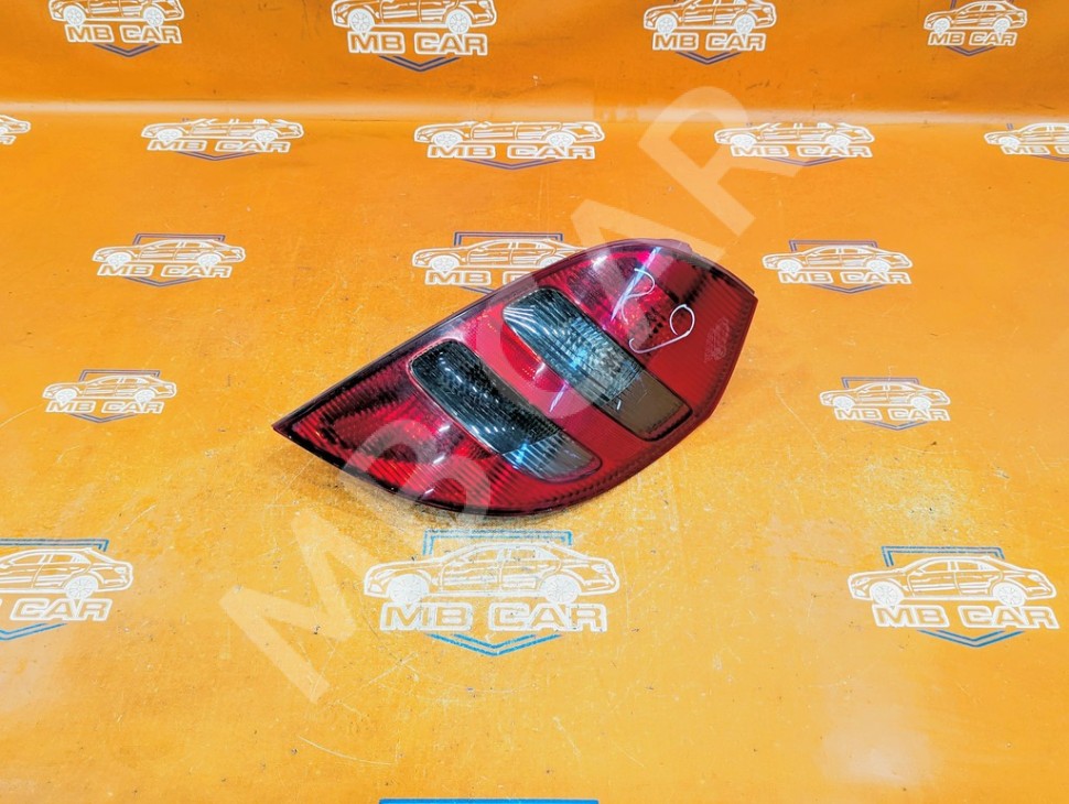 Фонарь задний правый MERCEDES-BENZ A-класс W169 (2004 - 2008) фото 1 — Разборка Мерседес