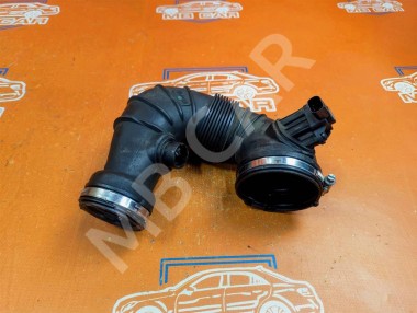 Патрубок воздушный MERCEDES-BENZ E-класс W212/S212/C207/A207 (2009 - 2013) — Разборка Мерседес