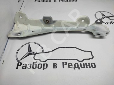 Кронштейн крепления крыла MERCEDES-BENZ M-класс W164 (2005 - 2008) — Разборка Мерседес