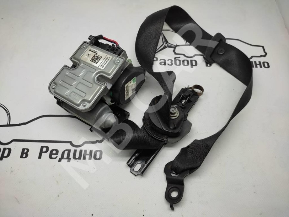 Ремень безопасности передний правый MERCEDES-BENZ CLS-класс C219 (2004 - 2008) фото 1 — Разборка Мерседес