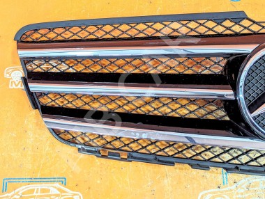 Решетка радиатора MERCEDES-BENZ R-класс W251 рестайлинг 2 (2010 - 2017) — Разборка Мерседес