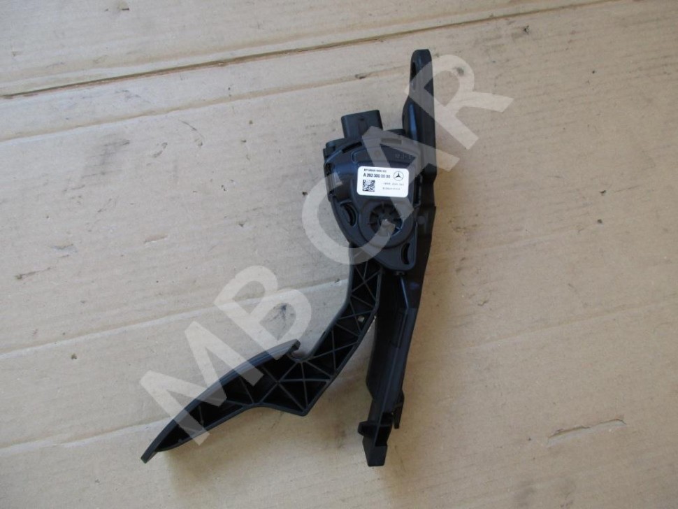 Педаль газа электронная MERCEDES-BENZ GLE-класс Coupe C292 (2015 - 2019) фото 1 — Разборка Мерседес