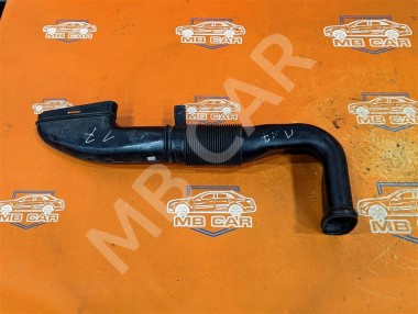 Патрубок воздушный MERCEDES-BENZ E-класс W212/S212/C207/A207 (2009 - 2013) — Разборка Мерседес