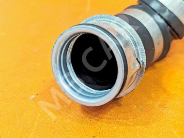 Патрубок радиатора MERCEDES-BENZ E-класс W211/S211 рестайлинг (2006 - 2009) — Разборка Мерседес