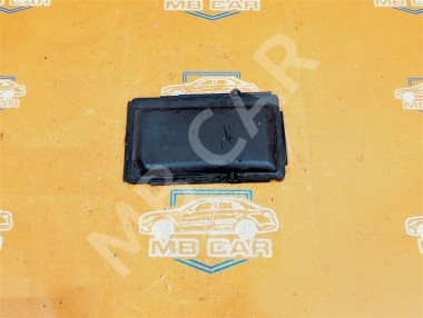 Крышка блока предохранителей MERCEDES-BENZ S-класс W220 рестайлинг (2002 - 2005) — Разборка Мерседес