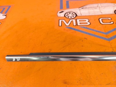 Молдинг стекла двери MERCEDES-BENZ E-класс W212/S212/C207/A207 (2009 - 2013) &mdash; Разборка Мерседес