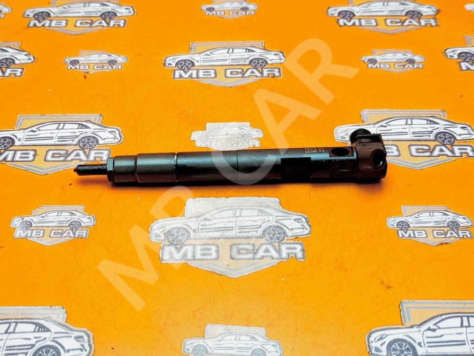 Форсунка ДИЗЕЛЬ MERCEDES-BENZ C-класс W205/S205/C205/A205 (2014 - 2018) фото 1 — Разборка Мерседес
