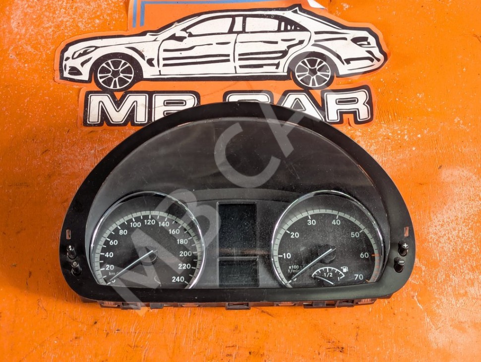 Щиток приборов MERCEDES-BENZ V-класс W639 (2003 - 2014) фото 1 &mdash; Разборка Мерседес