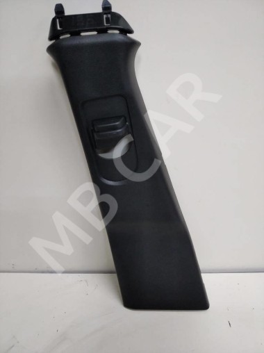 Накладка средней стойки MERCEDES-BENZ GLA-класс X156 рестайлинг (2017 - 2020) — Разборка Мерседес