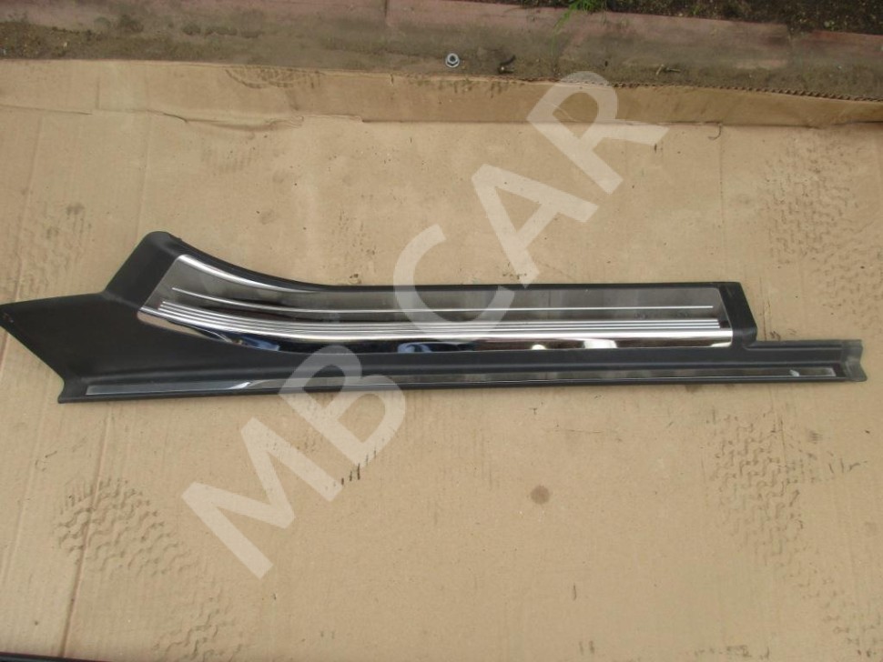 Накладка порога внутренняя MERCEDES-BENZ S-класс W220 рестайлинг (2002 - 2005) фото 1 — Разборка Мерседес