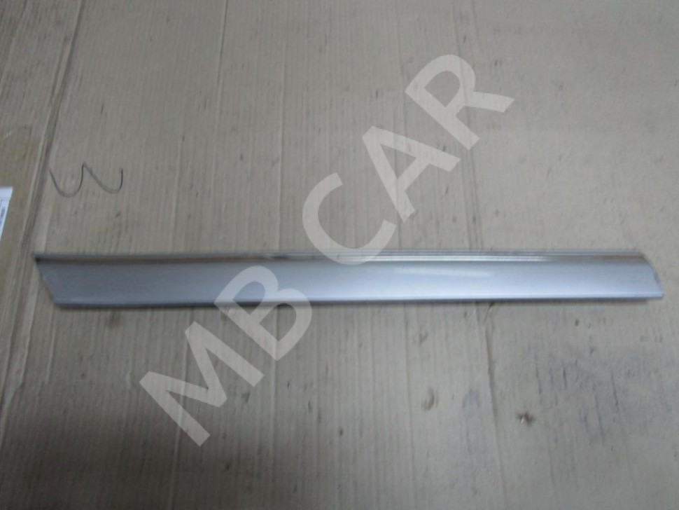 Молдинг двери MERCEDES-BENZ C-класс W203/S203/CL203 (2000 - 2004) фото 1 — Разборка Мерседес