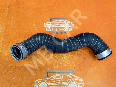 Патрубок интеркулера MERCEDES-BENZ C-класс W203/S203/CL203 (2000 - 2004) — Разборка Мерседес