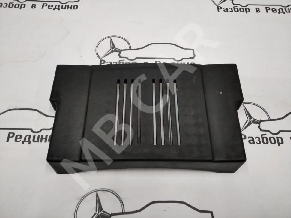 Крышка воздушного фильтра MERCEDES-BENZ S-класс W140 (1991 - 1998) фото 1 &mdash; Разборка Мерседес