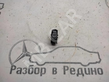 Кнопка стеклоподъемников MERCEDES-BENZ SLK-класс R170 (1996 - 2000) — Разборка Мерседес