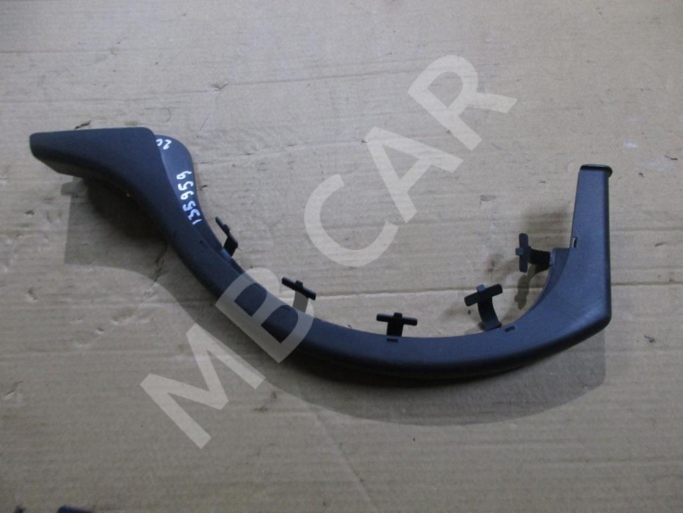 Накладка петли багажника MERCEDES-BENZ C-класс W203/S203/CL203 рестайлинг (2004 - 2008) фото 1 — Разборка Мерседес