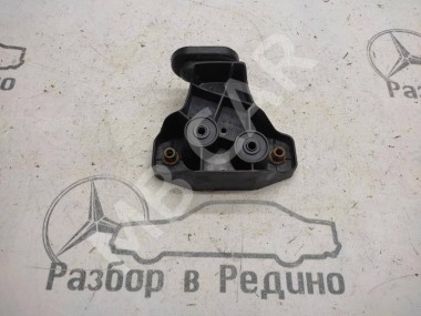 Кронштейн крепления бампера MERCEDES-BENZ M-класс W164 (2005 - 2008) — Разборка Мерседес