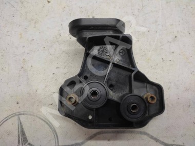 Кронштейн крепления бампера MERCEDES-BENZ M-класс W164 (2005 - 2008) — Разборка Мерседес