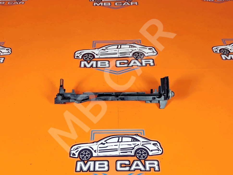 Кронштейн радиатора MERCEDES-BENZ GLC-класс X253 рестайлинг (2019 - 2025) фото 1 &mdash; Разборка Мерседес