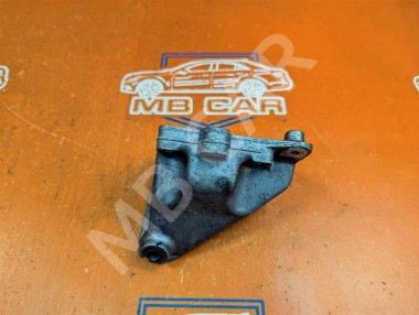 Лапа левая MERCEDES-BENZ C-класс W203/S203/CL203 (2000 - 2004) — Разборка Мерседес