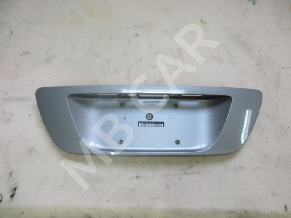 Накладка крышки багажника MERCEDES-BENZ C-класс W203/S203/CL203 рестайлинг (2004 - 2008) фото 1 — Разборка Мерседес