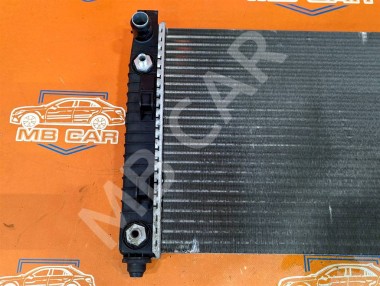 Радиатор MERCEDES-BENZ VANEO W414 (2001 - 2005) — Разборка Мерседес