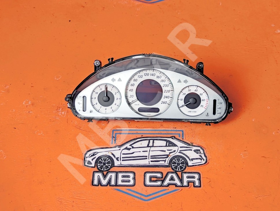 Щиток приборов MERCEDES-BENZ E-класс W211/S211 (2002 - 2006) фото 1 &mdash; Разборка Мерседес