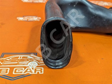 Патрубок воздушный MERCEDES-BENZ C-класс W204/S204 (2006 - 2011) — Разборка Мерседес