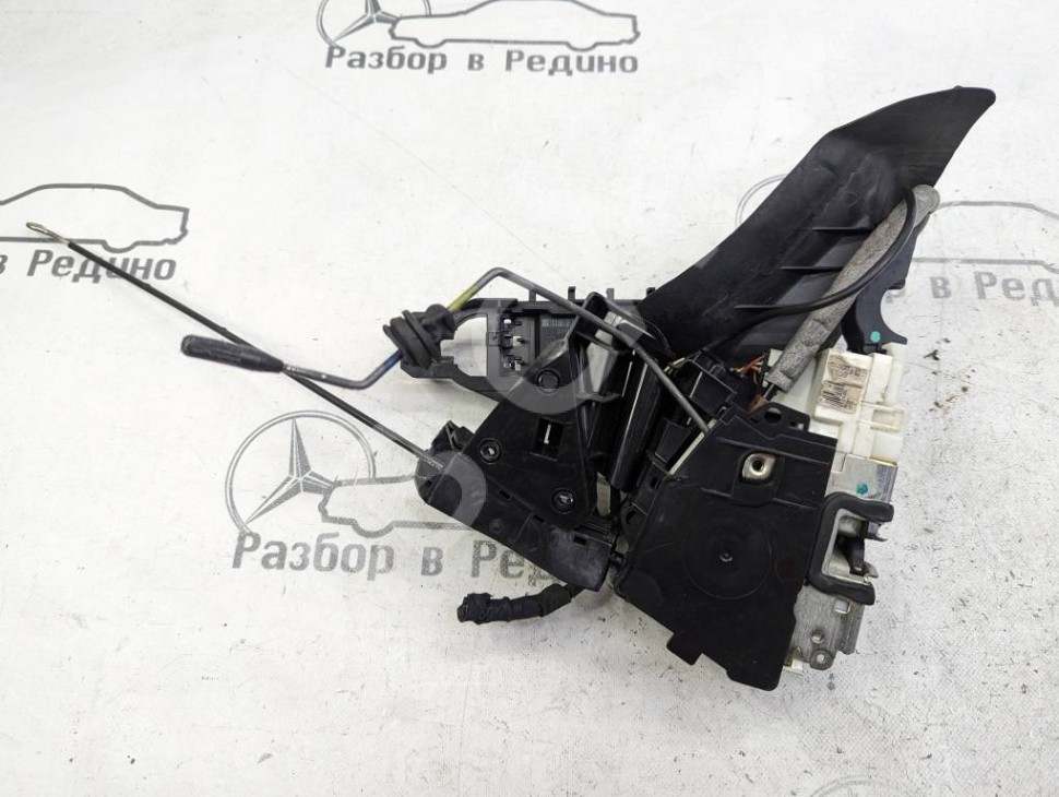 Замок двери передней правой MERCEDES-BENZ M-класс W164 (2005 - 2008) фото 1 — Разборка Мерседес