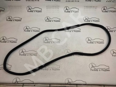 Уплотнитель крышки багажника MERCEDES-BENZ C-класс W205/S205/C205/A205 (2014 - 2018) — Разборка Мерседес