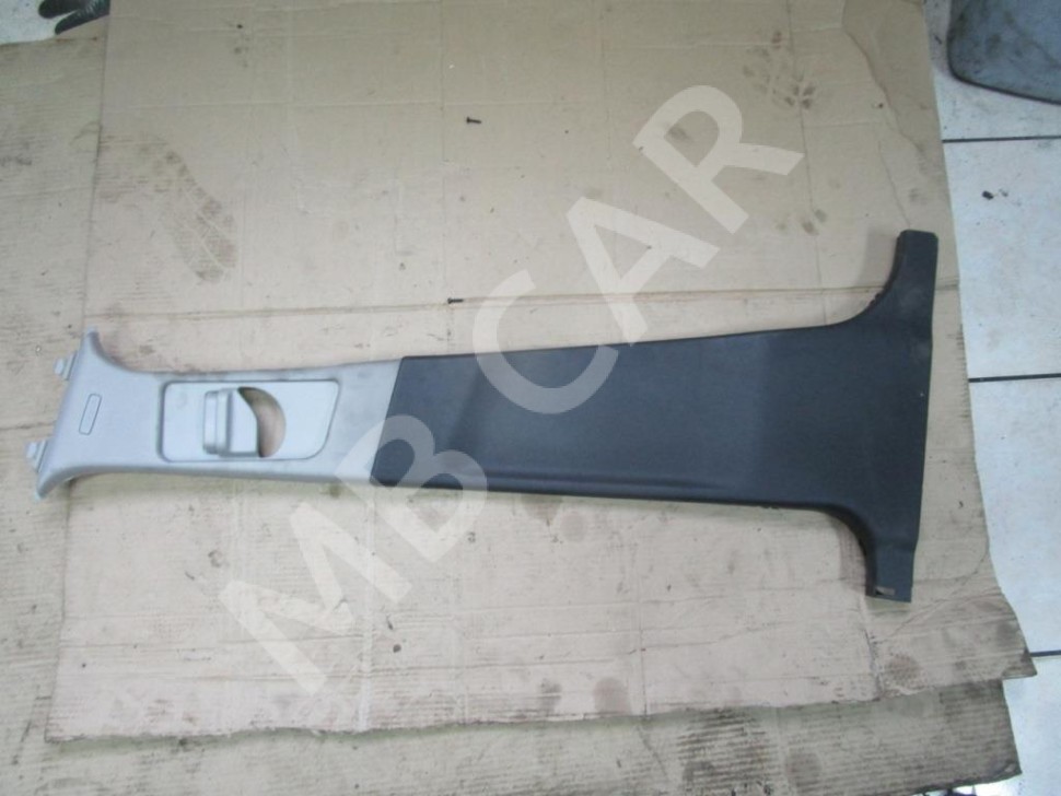 Накладка средней стойки MERCEDES-BENZ C-класс W204/S204 (2006 - 2011) фото 1 — Разборка Мерседес