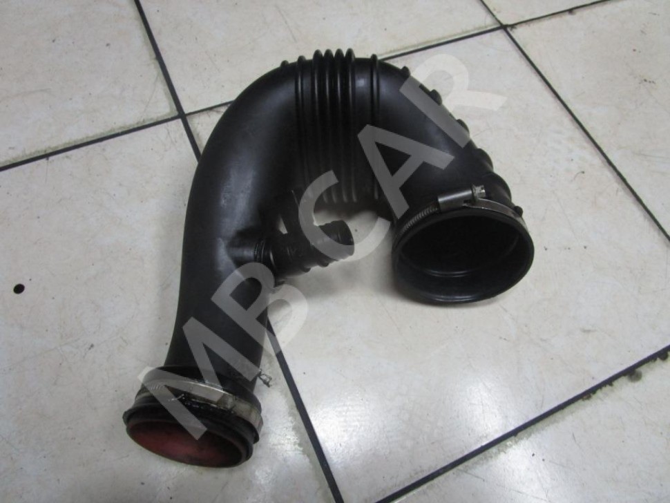 Патрубок воздушный MERCEDES-BENZ C-класс W203/S203/CL203 рестайлинг (2004 - 2008) фото 1 — Разборка Мерседес