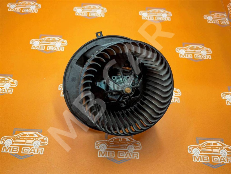 Моторчик печки MERCEDES-BENZ A-класс W169 (2004 - 2008) фото 1 — Разборка Мерседес