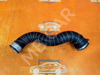 Патрубок интеркулера MERCEDES-BENZ C-класс W204/S204 (2006 - 2011) — Разборка Мерседес