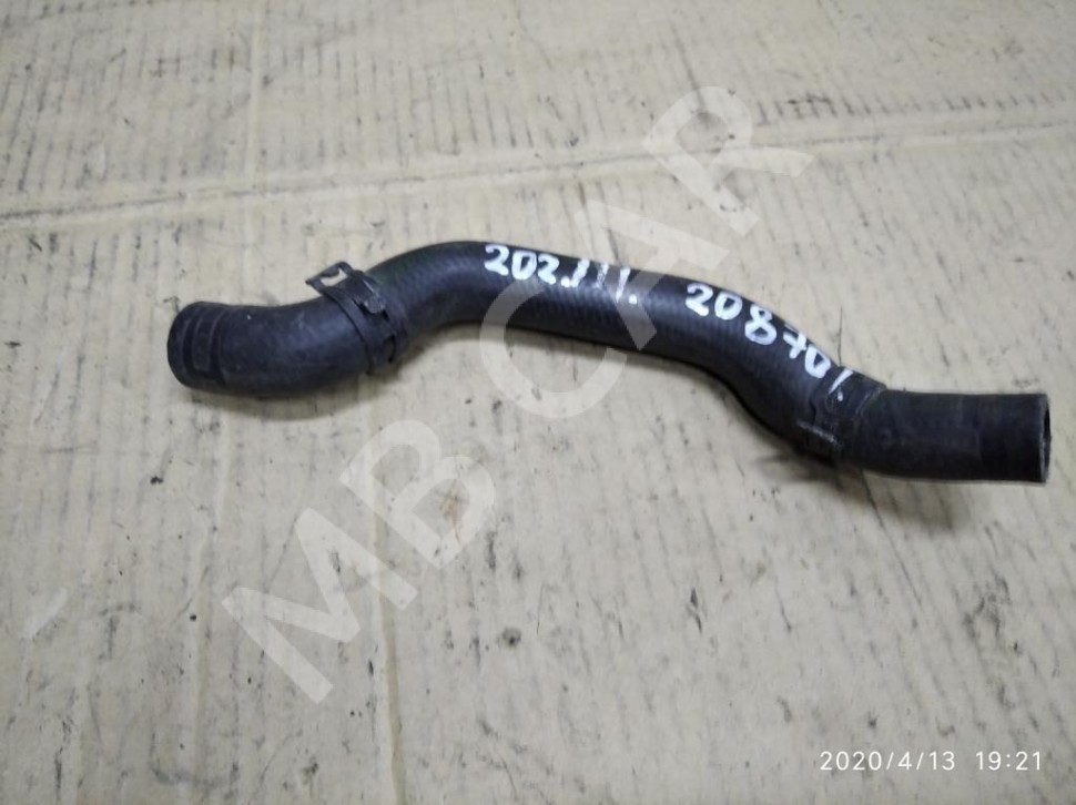 Патрубок ОЖ MERCEDES-BENZ C-класс W202/S202 (1993 - 1997) фото 1 — Разборка Мерседес