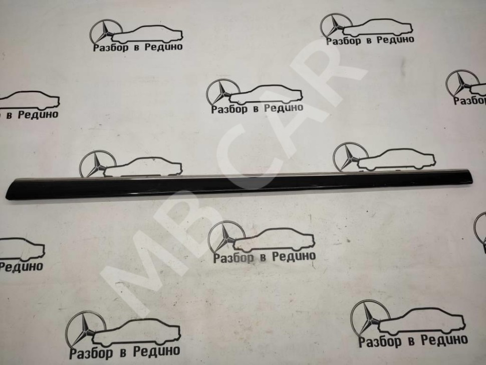 Молдинг двери MERCEDES-BENZ S-класс W220 (1998 - 2005) фото 1 — Разборка Мерседес