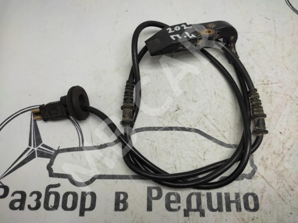 Провод датчика износа тормозных колодок MERCEDES-BENZ C-класс W202/S202 (1993 - 1997) фото 1 — Разборка Мерседес