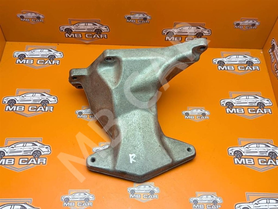 Лапа правая MERCEDES-BENZ S-класс W221 рестайлинг (2009 - 2013) фото 1 &mdash; Разборка Мерседес