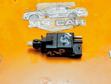 Выключатель стоп-сигнала MERCEDES-BENZ E-класс W124/S124/C124/A124 (1984 - 1997) &mdash; Разборка Мерседес