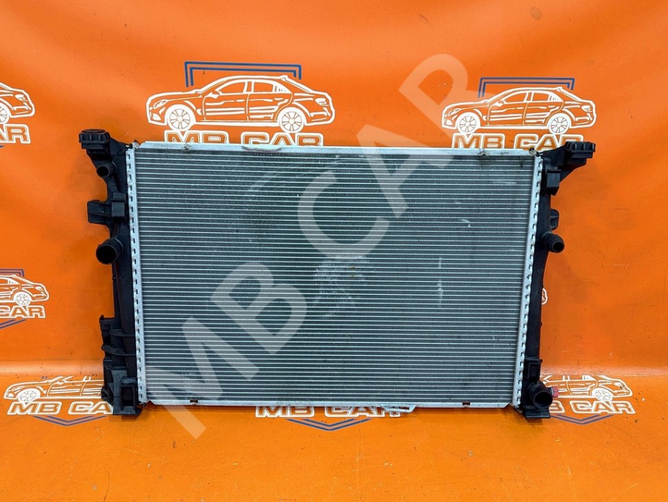 Радиатор MERCEDES-BENZ B-класс W246 рестайлинг (2014 - 2018) фото 1 — Разборка Мерседес