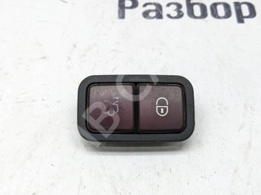 Кнопка закрытия багажника MERCEDES-BENZ S-класс W220 рестайлинг (2002 - 2005) — Разборка Мерседес