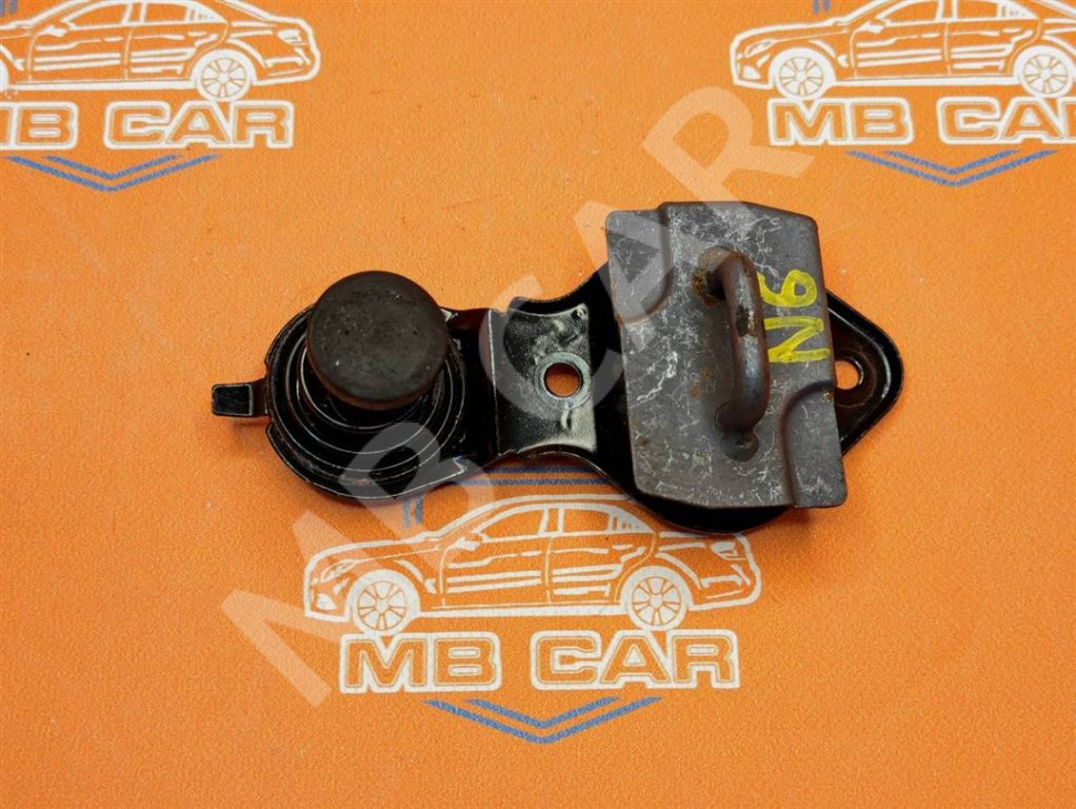 Ответная часть замка капота MERCEDES-BENZ E-класс W211/S211 (2002 - 2006) фото 1 — Разборка Мерседес