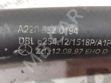 Патрубок ОЖ MERCEDES-BENZ S-класс W220 (1998 - 2005) — Разборка Мерседес