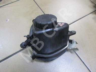 Бачок расширительный MERCEDES-BENZ C-класс W205/S205/C205/A205 (2014 - 2018) — Разборка Мерседес